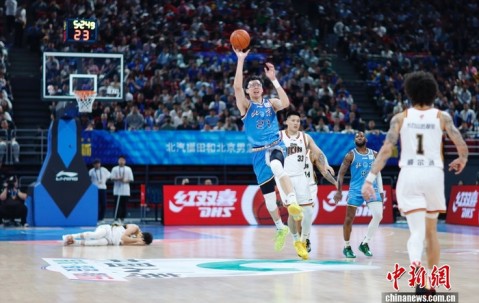 宝威体育登录入口-CBA常规赛：北京北汽队战胜长白山恩都里队|麦基|篮球职业联赛|职业联赛|中新社|男子篮球_新浪体育_新浪新闻