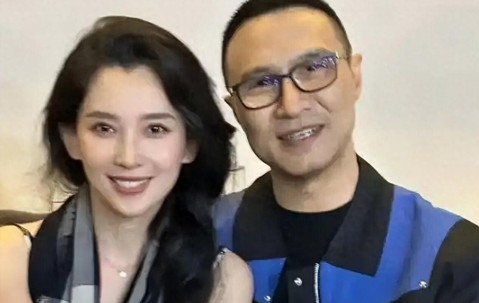 宝威体育登录入口-汪峰官宣恋情才2年，森林北重蹈章子怡覆辙，汪峰或魔咒失灵